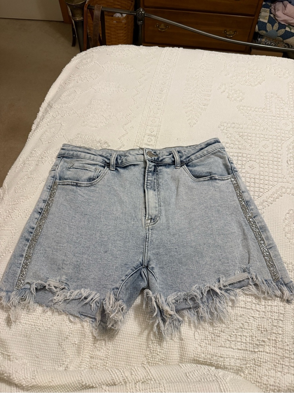 Risen Jean shorts , sz 1X…LIKE NEW!